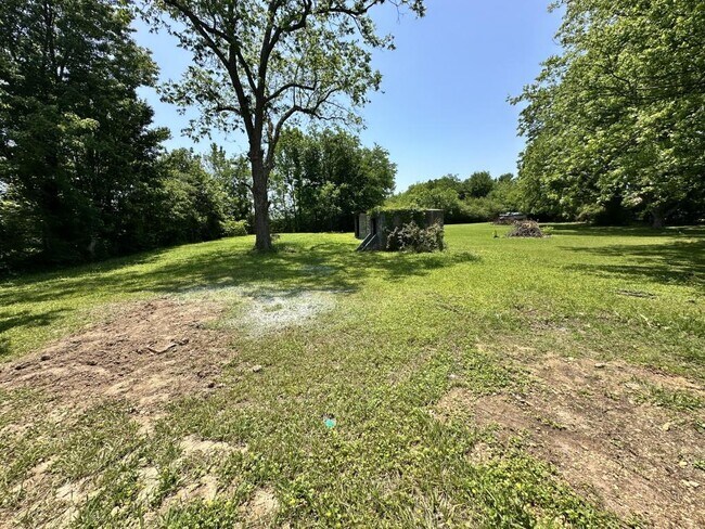 Building Photo - 8643 US-270