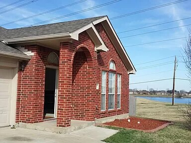 Building Photo - 2103 Pond View Ct