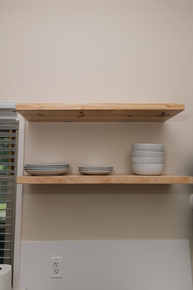 Building Photo - 1585 Secessionville Rd