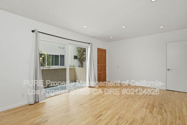 Building Photo - 2623 4th St