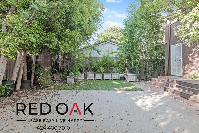 Building Photo - 2421 California Ave