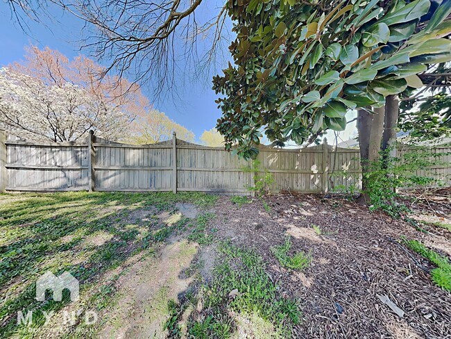 Building Photo - 4253 Beacon Crest Way