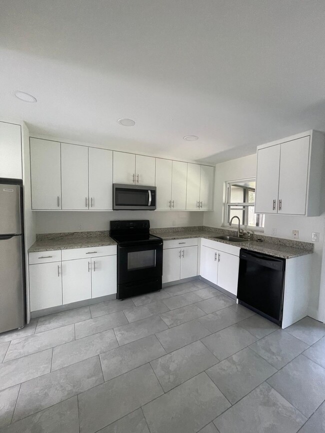 Building Photo - 3142 Shingle Creek Ct