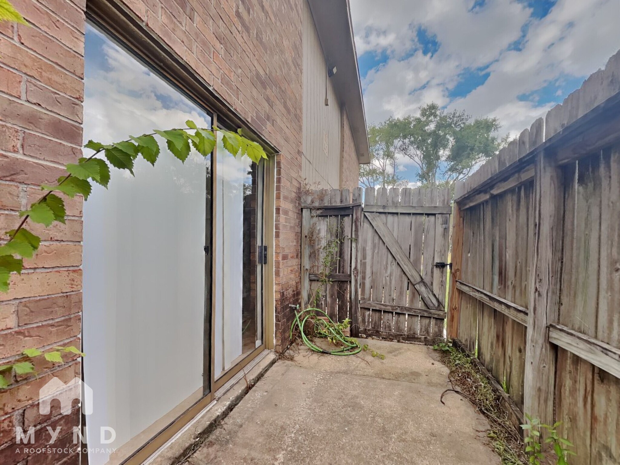 Building Photo - 1802 Millhouse Rd