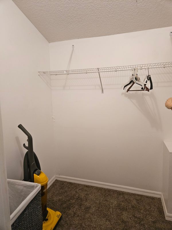 Building Photo - 8520 US HWY 1, D5