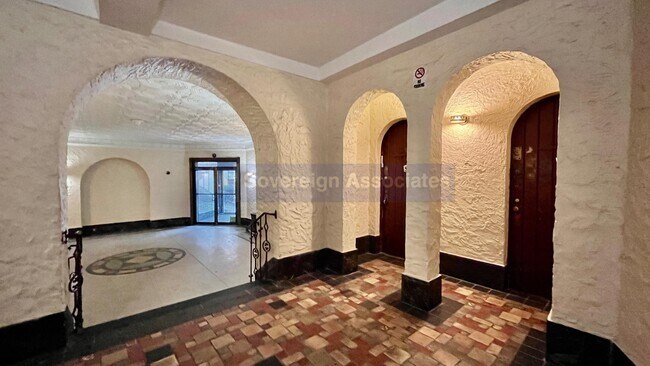 Building Photo - 660 Fort Washington Avenue