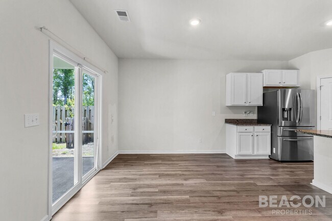 Building Photo - 9120 St Thomas Ct