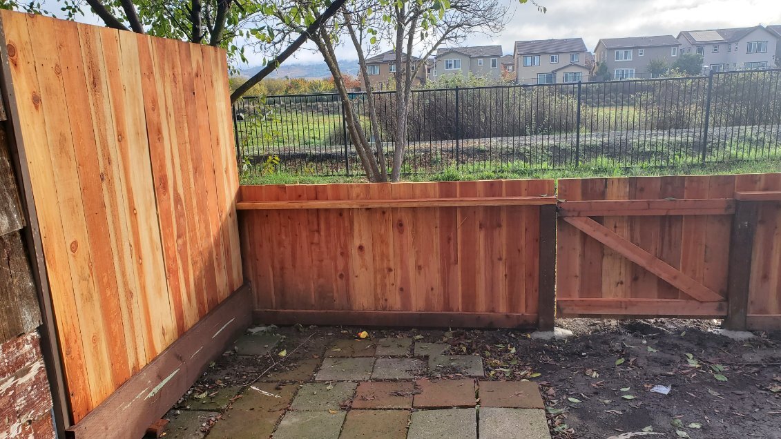 Building Photo - 1460 Parkway Dr