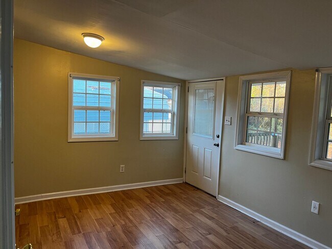 Building Photo - Ranch Style Single Family Home in New Bern