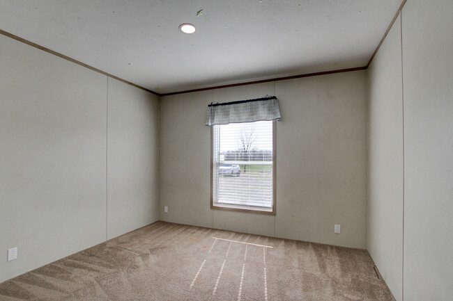 Building Photo - 295 Seays Rd