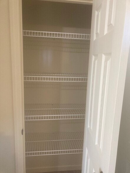 Building Photo - 151 Franklin St