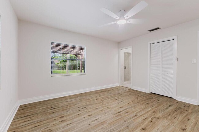 Building Photo - 1310 La Faunce Way