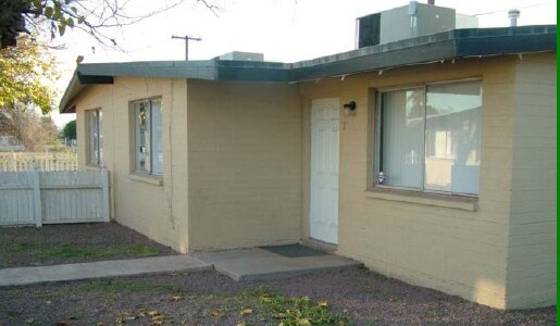 Building Photo - 2912-2916 E Granada Rd