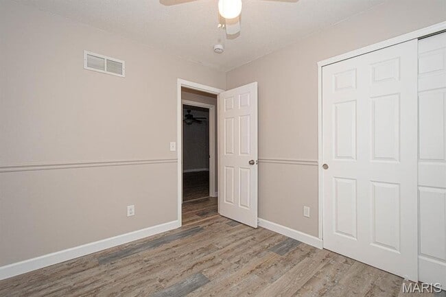 Building Photo - 1031 Thames Dr