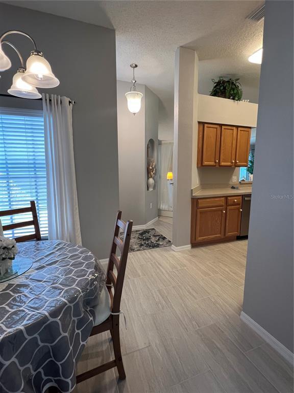 Building Photo - 18030 Webster Grove Dr