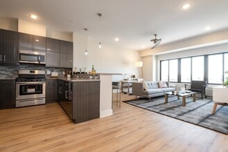 Building Photo - The Waterview