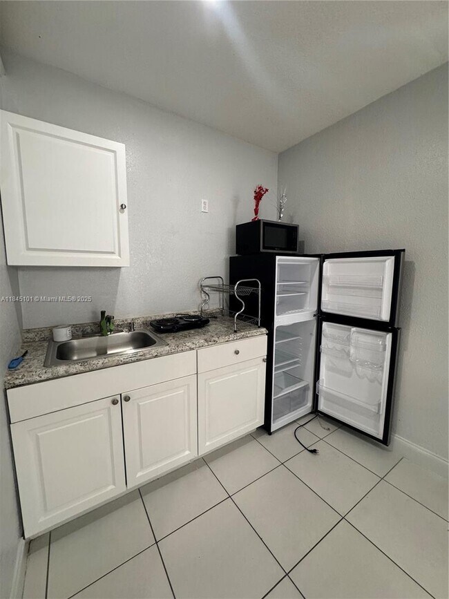 Building Photo - 15411 SW 177th Terrace