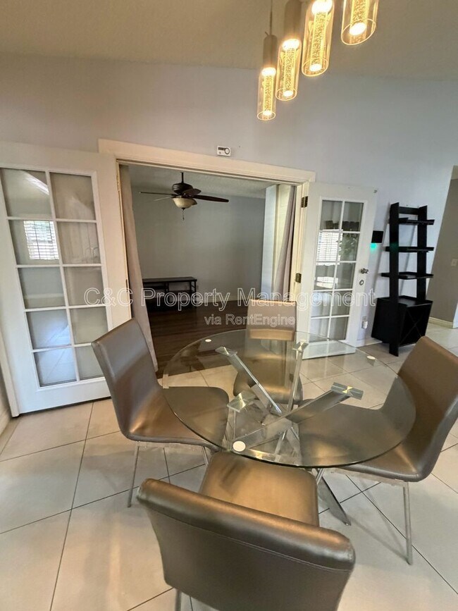 Building Photo - 18120 Raymond Ct