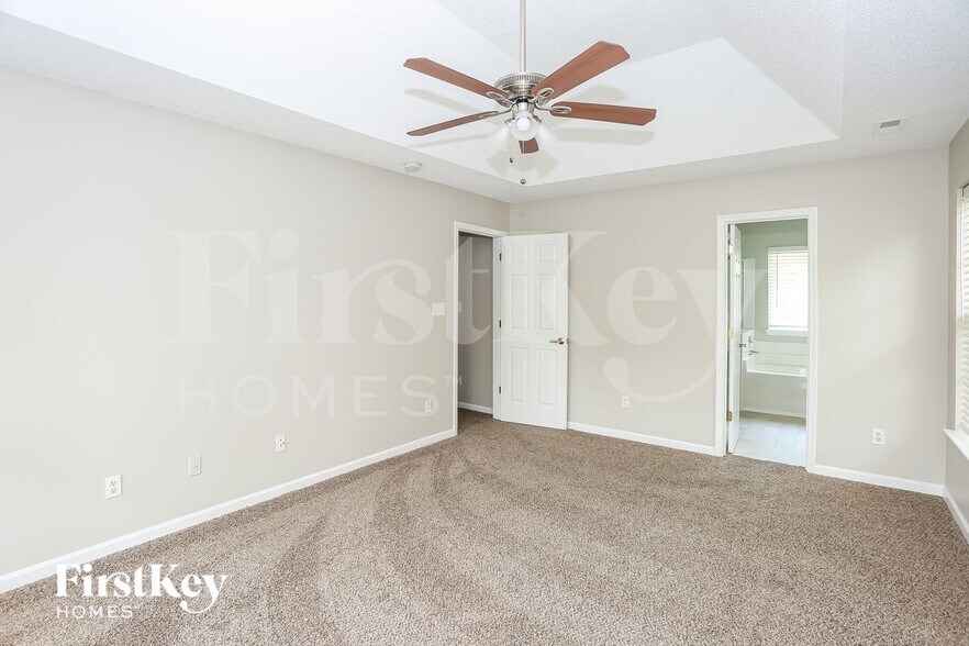 Building Photo - 6616 White Mist Ln