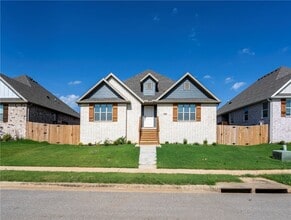 Building Photo - 4300 SW Adams Rd