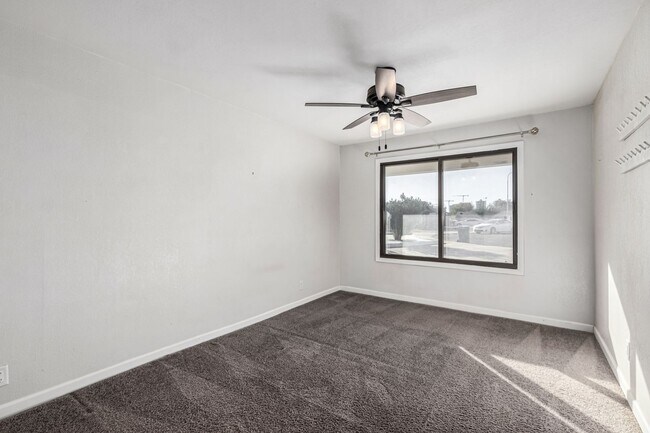 Building Photo - Beautiful 4 Bedroom Home Near Old Town Scottsdale & ASU