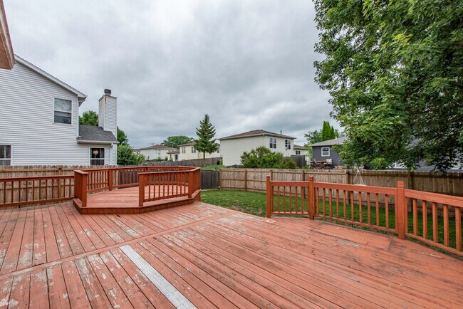 Building Photo - 686 Chippewa Cir