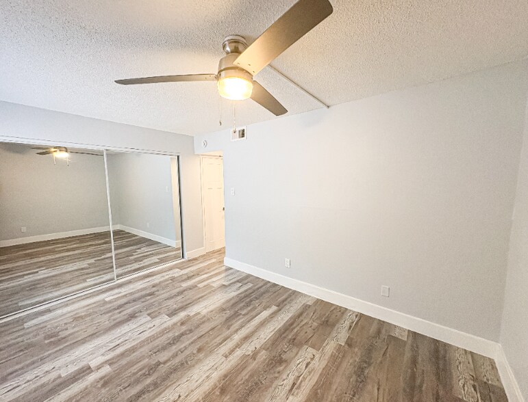 Building Photo - 2950 N 46th St