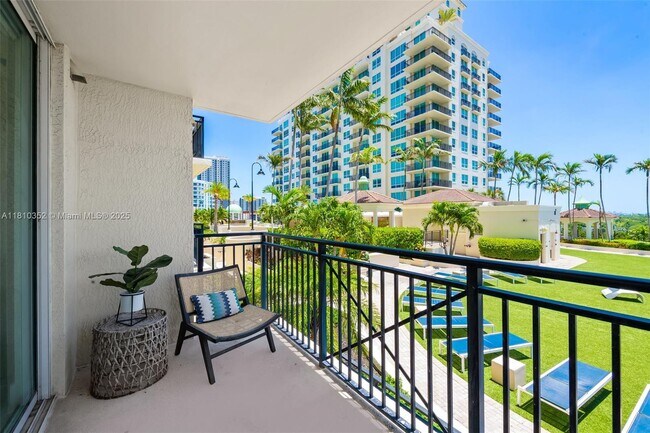 Building Photo - 610 W Las Olas Blvd