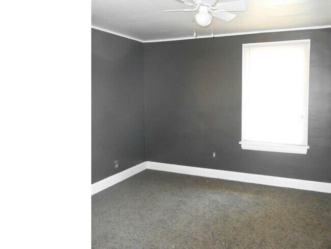Building Photo - 500/502 Delmar