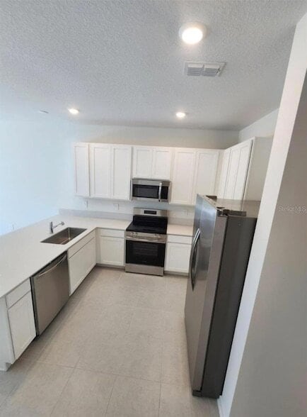 Building Photo - 2918 Savoir Ave