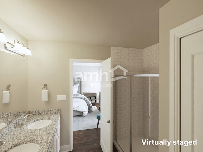 Building Photo - 1036 Highland Walk