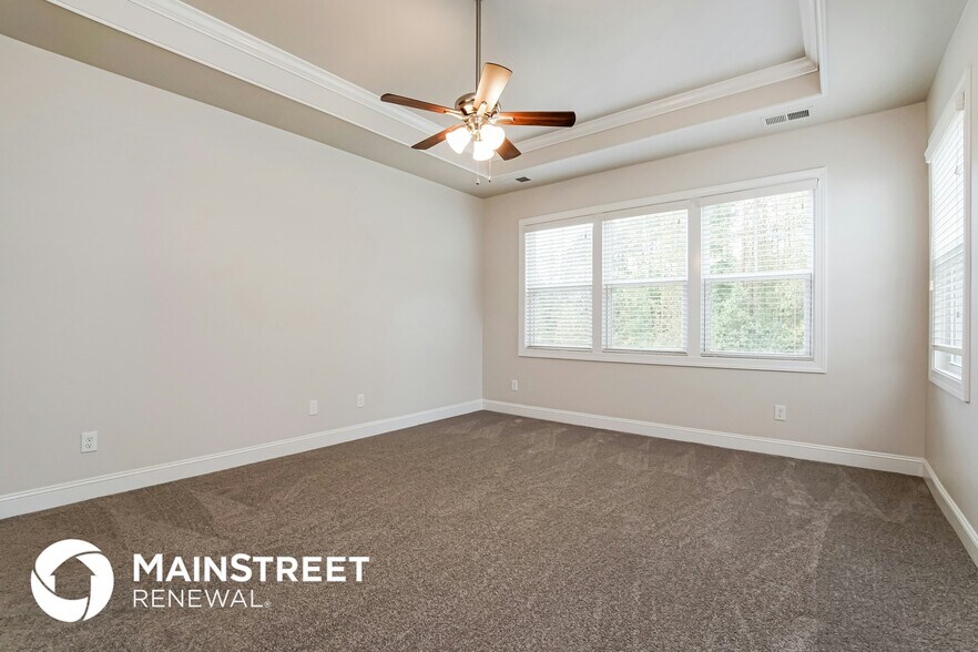 Building Photo - 118 Grey Hawk Dr
