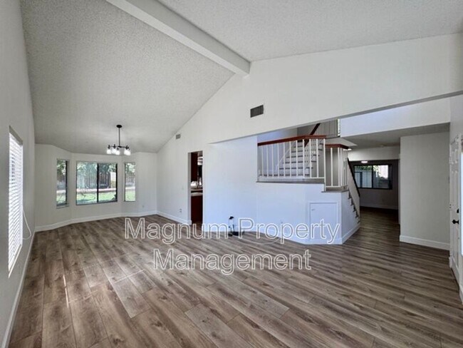 Building Photo - 41701 Riesling Ct