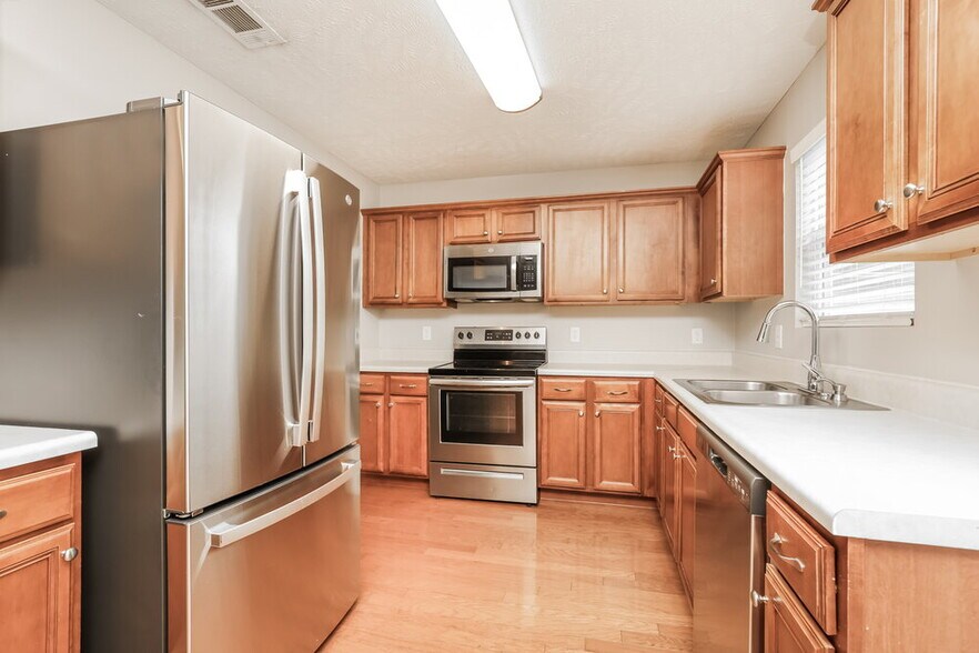 Building Photo - 3410 Juneberry Way