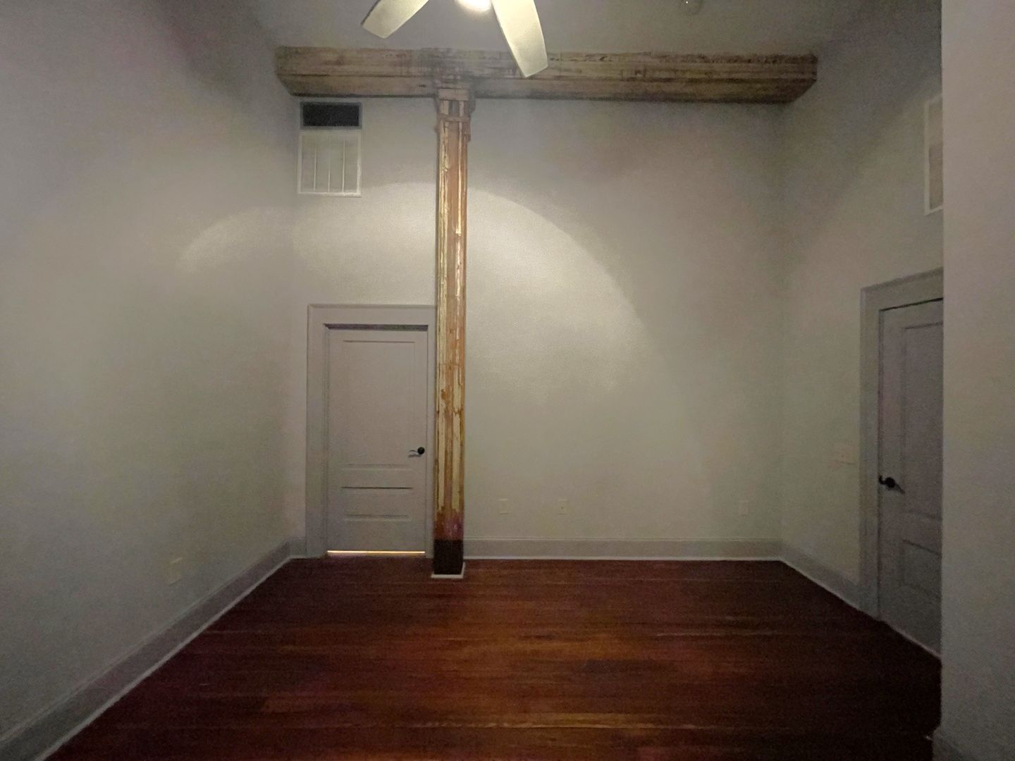 Building Photo - 522 Cherry St
