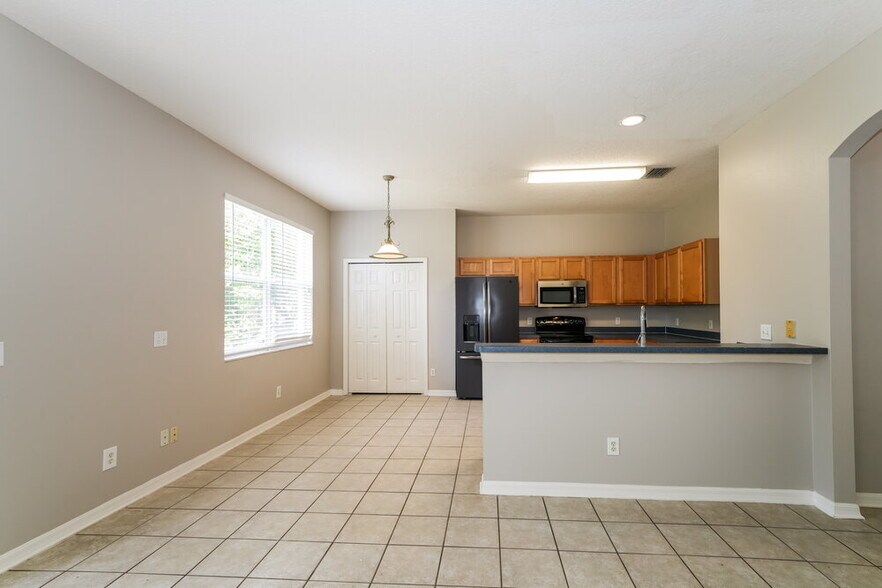 Building Photo - 21030 Green Wing Ct