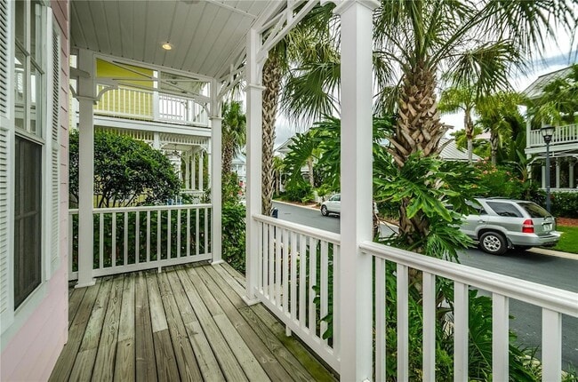 Building Photo - 924 Hemingway Cir