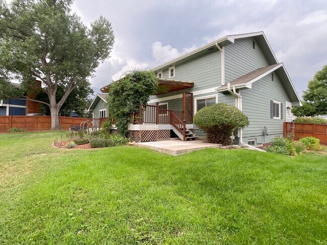 Building Photo - 4 Bedroom Home Available Near S Academy Bl...