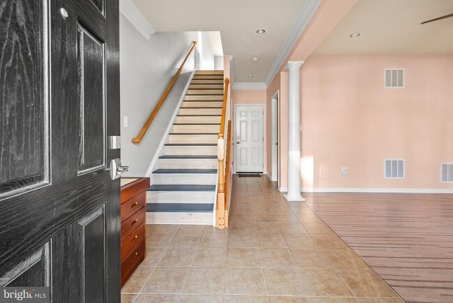 Building Photo - 20916 Houseman Terrace