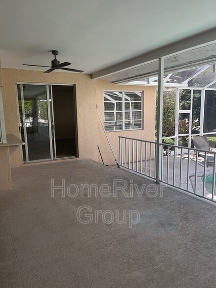Building Photo - 1576 Jamaica Ct
