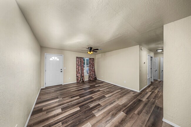 Building Photo - 1702 NW 45th St