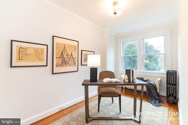 Building Photo - 4434 Reservoir Rd NW