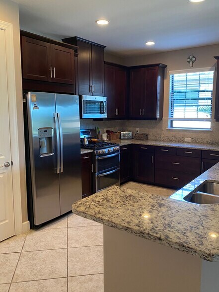 Kitchen - 8344 Lucello Ter N