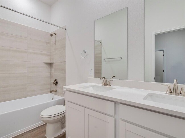 Building Photo - 227 Cathedral Mountain Dr