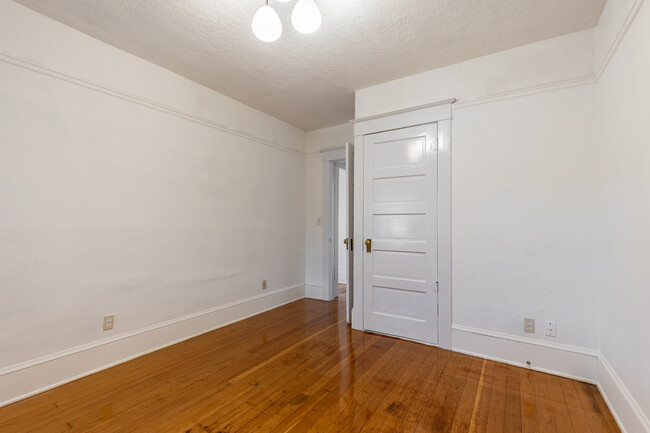 Bedroom 2 - 2344 SE Ankeny St