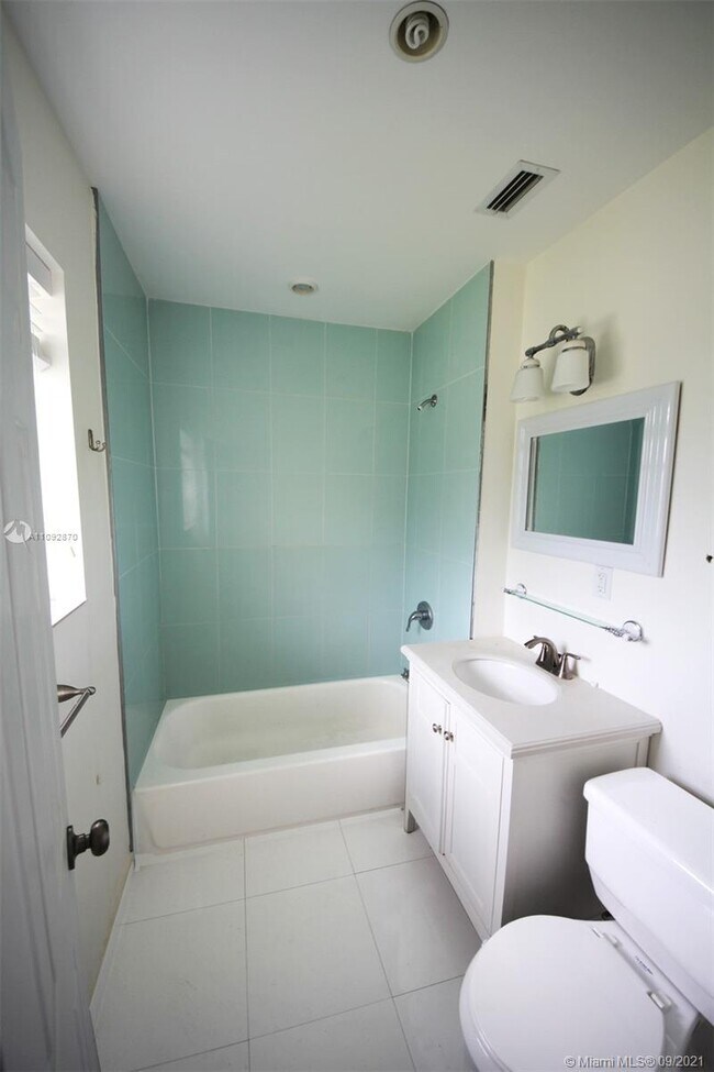 Building Photo - 8951 Harding Ave