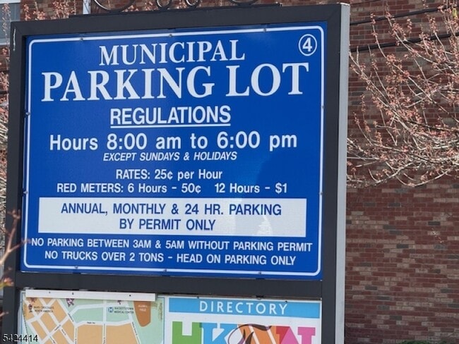 Building Photo - 237 Main St