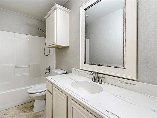 Building Photo - 827 Sunflower Trail