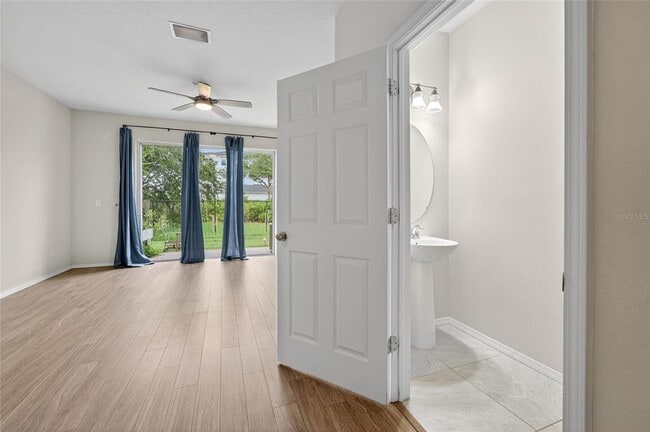 Building Photo - 4736 White Sanderling Ct