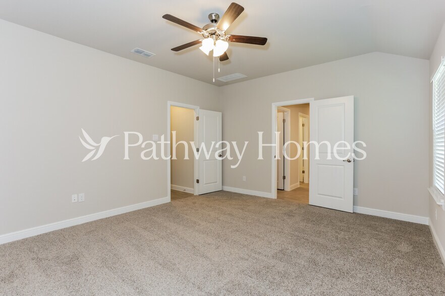 Building Photo - 1736 Reverie Rd